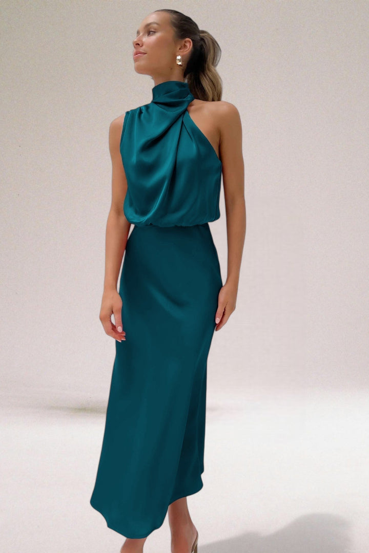 Delorian™ | Elegant Halter Neck Dress