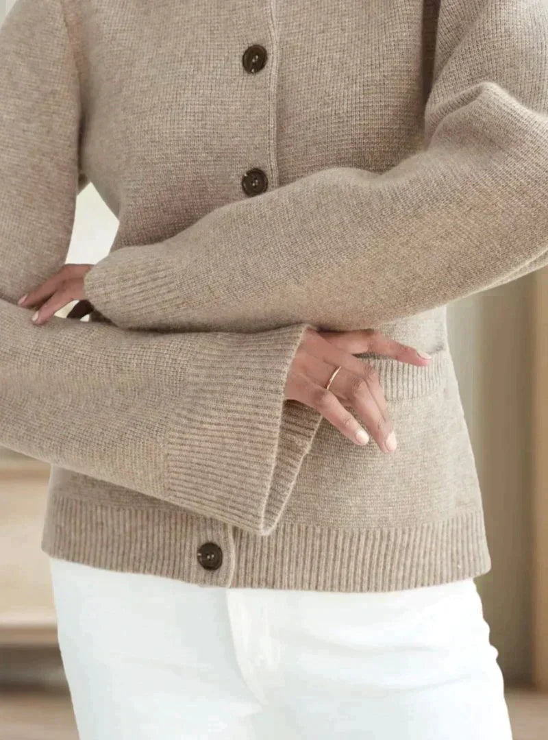 Hilda | Comfortable Cardigan