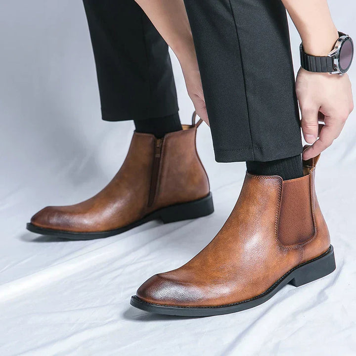 Cooper | Zipped Chelsea Boots