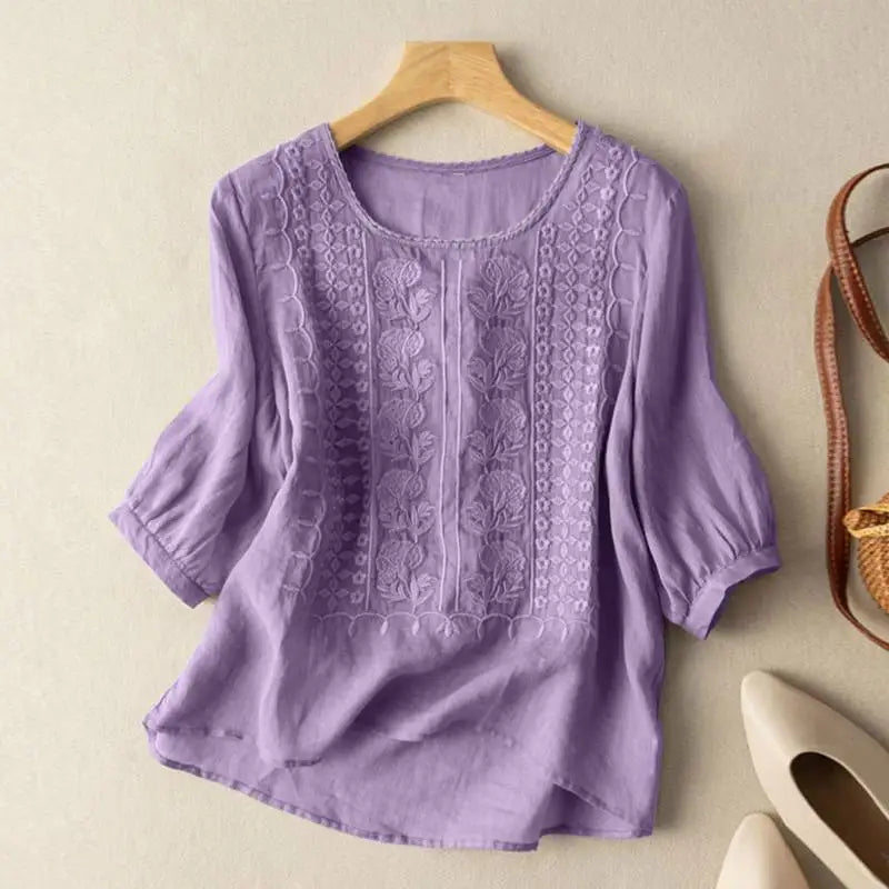 Arrianne™ | Embroidered Relaxed Blouse