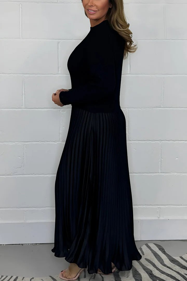 Erica™ | Long Sweater with Pleated Skirt