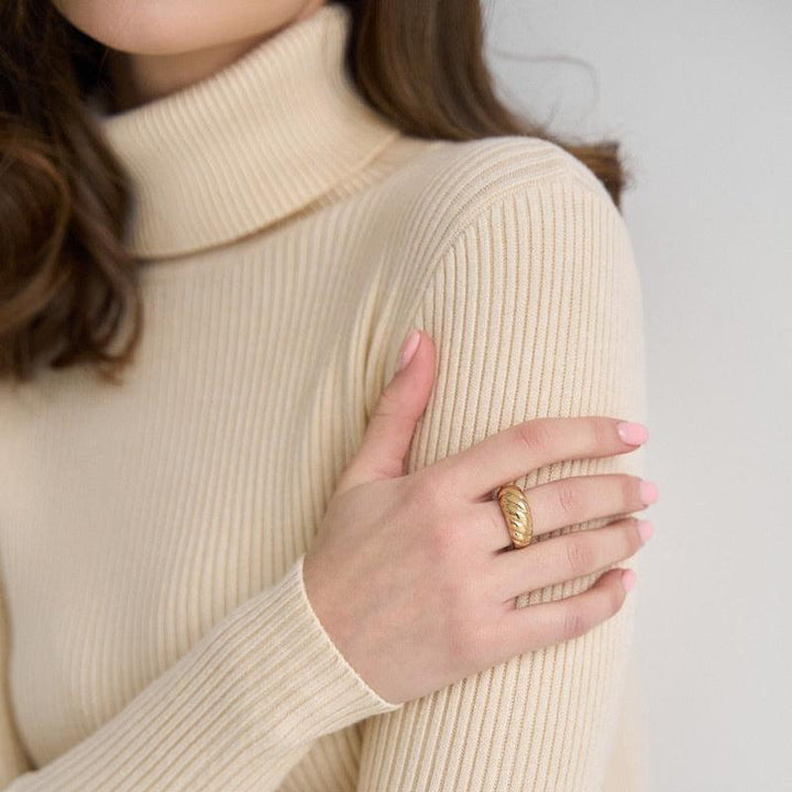 Karen™ | Ribbed Turtleneck Sweater